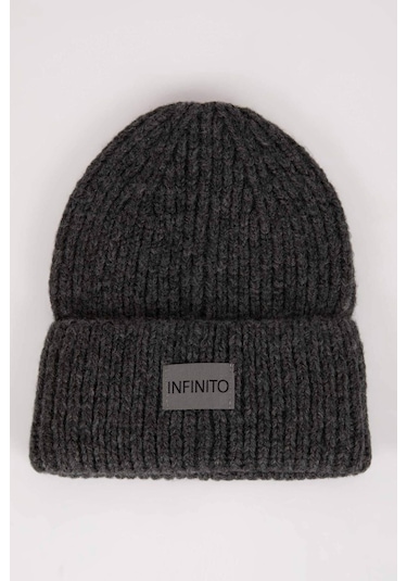 DeFacto Erkek Dokuma Etiketli Bere U9177AZ24WNAR42