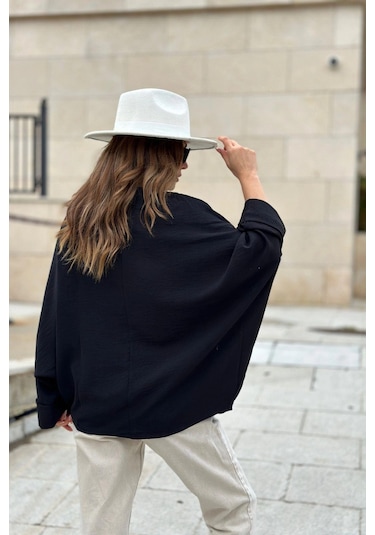 Kadın Siyah Airobin Yarasa Duble Kol Salaş Bluz Ekstra Oversize Yuvarlak Yaka - Tesettüre Uygun Siyah