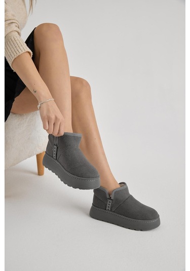 Kalın Poli Taban İçi Astarlı Süet Görünümlü Kadın Füme Günlük Bot Tbprf005 Füme