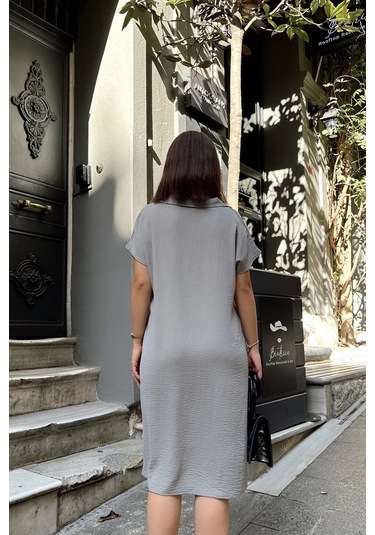 Grı Kısa Kol, Polo Yaka, Dokulu Kumaş, Basic Kalıp/kesim, Aerobin Rahat Midi Elbise Gri
