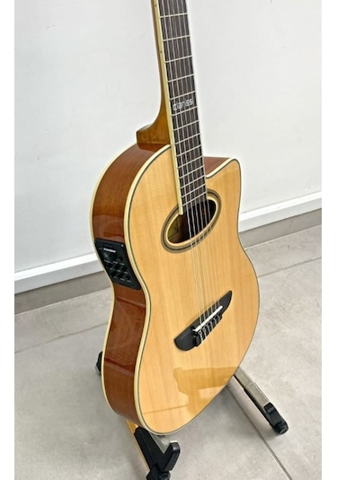 İnce Kasa Elektro Klasik Gitar  Naturel