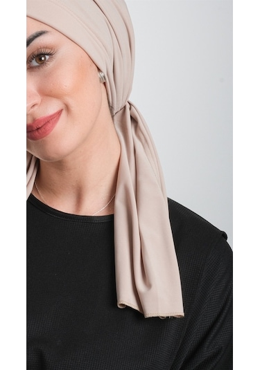 Bej Pratik Hazır Geçmeli Tesettür Bone Kesik Elyaf Sade 2111_12 Bej