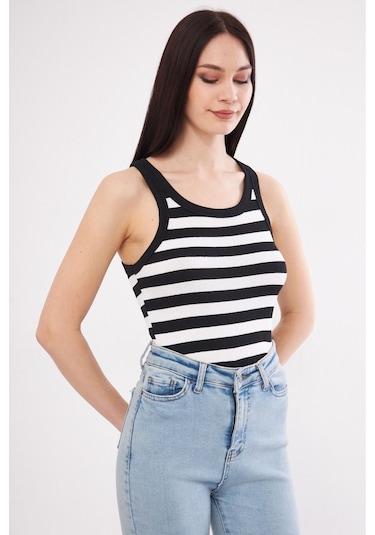 Mea Capio Kadın Siyah Beyaz Çizgili Fitilli Likralı T-shirt Halter Yaka Örme Atlet Siyah - Siyah
