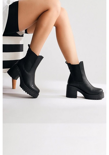 Mergenshoes By023 Siyah Lastik Detaylı Yüksek Taban Kadın Bot 001