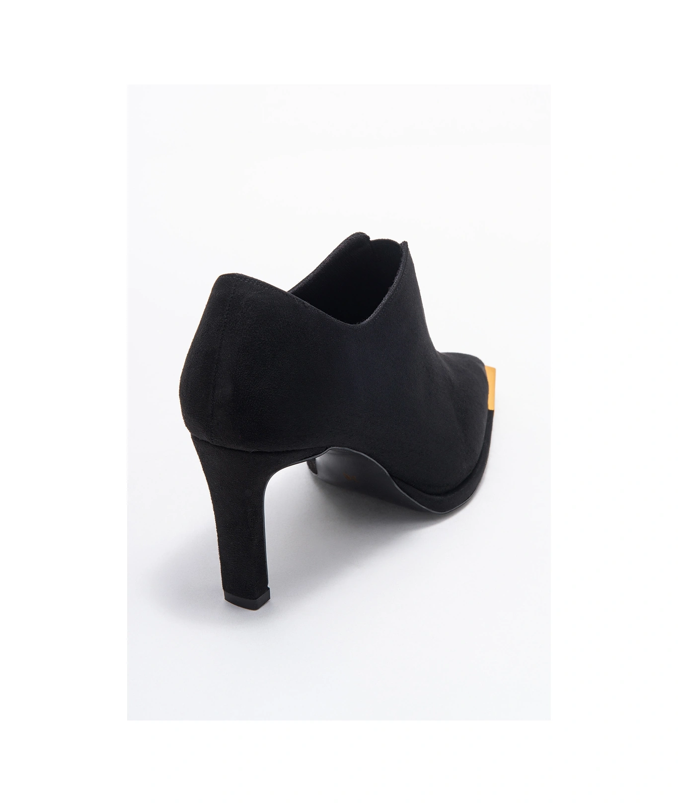 Nıva Siyah Süet Altın Detaylı Lastikli Kadın Bilekte Topuklu Ayakkabı SIYAH SUET