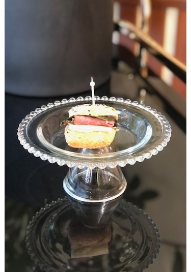 Ayaklı Şeffaf Mini Boncuk Kenarlı Cam Sunum Tabağı 16 Cm Küçük Boy