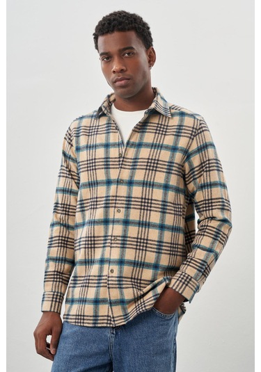 Koyu Bej Yünlü Ekose Desen Yumuşak Yaka Cepsiz Uzun Kol Casual Comfort Fit Gömlek 1004245227 Koyu Bej