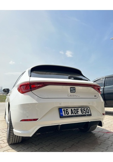 Seat Plastik Leon Mk4 Difüzör