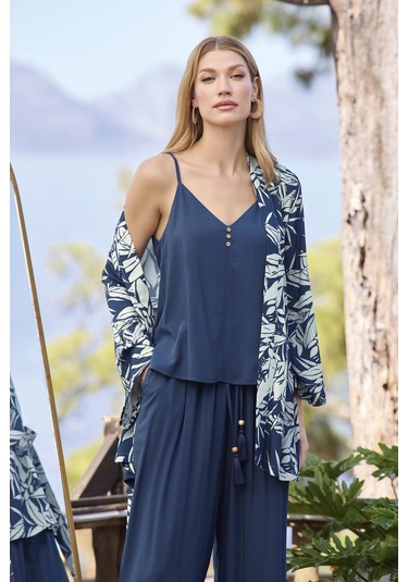 Monamise Kadın Yaprak Desenli Dekolteli V Yaka 3'lü Alt Üst Takım 25012 Lacivert