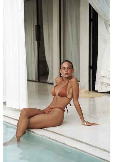 Mai Collection Mai Studios Co. Dahlia Askısı Düğüm Detaylı Kiremit Bikini Üstü Kiremit