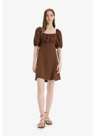 DeFacto Kare Yaka Keten Karışımlı Kısa Kollu Midi Yazlık Elbise E0896AX25SMBN333