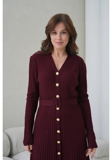 Kadın V Yaka Ful Düğme Kapama Kemer Detay Maksi Boy Fitilli Triko Elbise Mürdüm