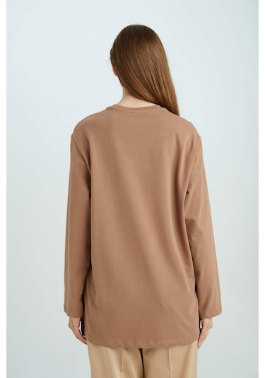 DeFacto Regular Fit Bisiklet Yaka Basic Düz Uzun Kollu Tişört Tunik D4897AX24WNBN299 DeFacto Regular Fit Bisiklet Yaka Basic Düz Uzun Kollu Tişört Tunik D4897AX24WNBN299