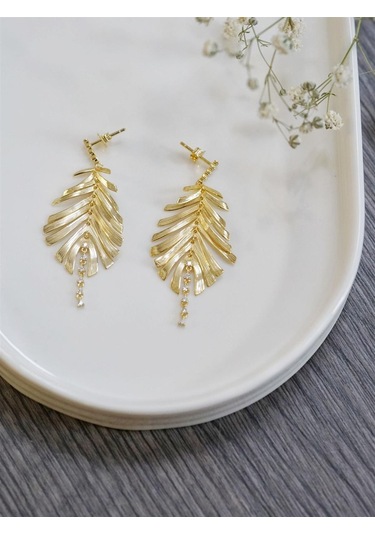 Hareketli Yaprak Küpe