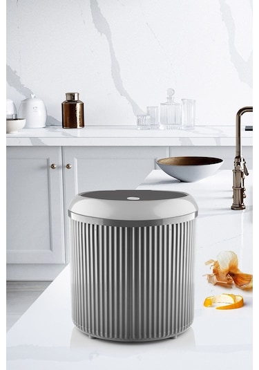 Decorev 5 Litre Gri Click Kapaklı Modern Çizgili Çöp Kovası Dc-6801 Siyah