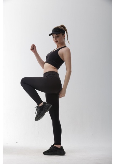 Micro Polyester Siyah Toparlayıcı Sporcu Bra Siyah