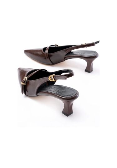 H-470 Kahve Rugan Baret Tokalı Arkası Açık Günlük Kadın Sandalet Kahve