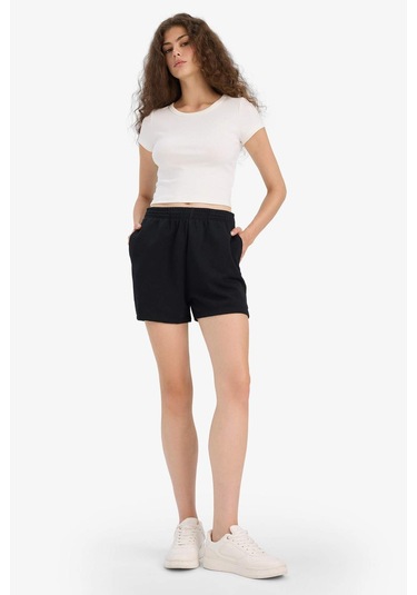 Defacto Regular Fit Beli Lastikli Basic Düz Şort F6803ax25hsbk81 Siyah Defacto Regular Fit Beli Lastikli Basic Düz Şort F6803ax25hsbk81 Siyah
