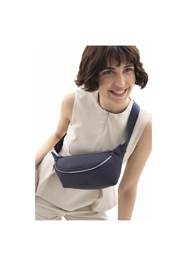 Unıted Colors Of Benetton Kadın Çapraz Çantası C.bnt 1606 Lacivert Lacivert