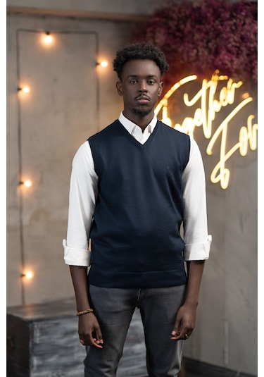 V Yaka Regular Fit Yünlü Kolsuz Triko Süveter Lacivert