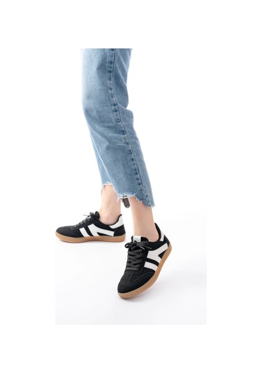 M-1004 Siyah Süet Bağcıklı Termo Taban Günlük Kadın Spor Beyaz
