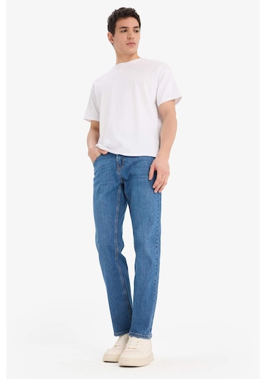 Defacto Sergio Regular Fit Normal Bel Boru Paça Jean Pantolon A6948AX25AU Mavi Defacto Sergio Regular Fit Normal Bel Boru Paça Jean Pantolon A6948AX25AU Mavi