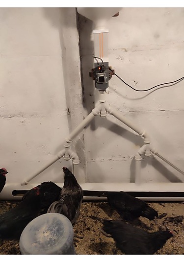 Otomatik Yemlik (Tavuk Güvercin Bıldırcın)