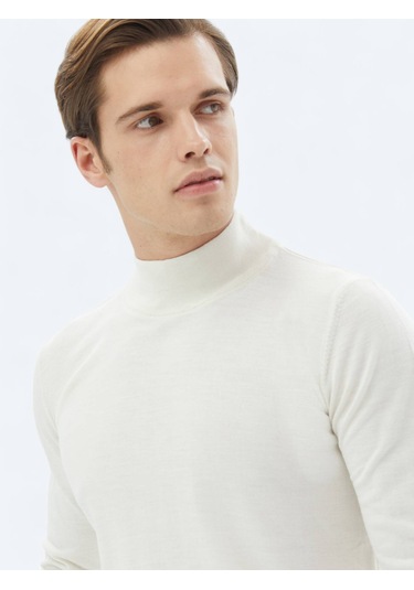 Kip Ekru Yarım Balıkçı Yaka Düz Örgü Yün Karışımlı Triko Kazak Ekru