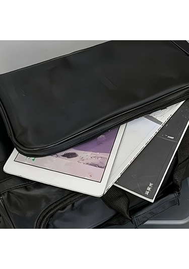 Sandwich Motion003 Kapasiteli Siyah Spor Çantası Fermuarlı Bölmeler Seyahat Siyah