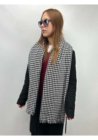 Siyah Beyaz Desenli, Şal Atkı 1, 180cm Püsküller Dahil X 72cm Siyah Beyaz