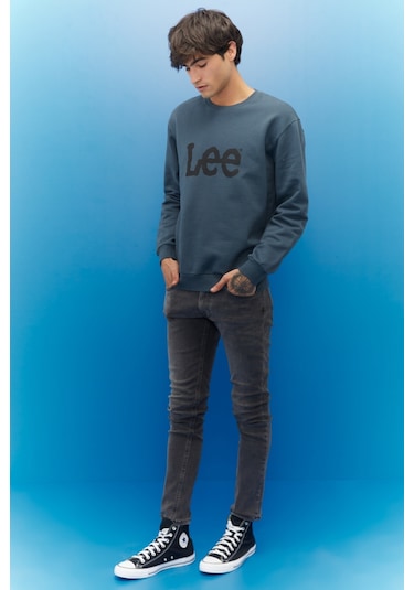 Lee Regular Fit Normal Kesim %100 Pamuk Sıfır Yaka Sweatshirt L80X003 Çok Renkli Lee Regular Fit Normal Kesim %100 Pamuk Sıfır Yaka Sweatshirt L80X003 Çok Renkli