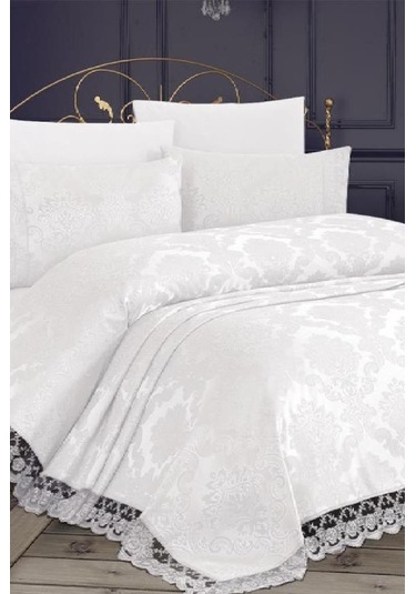 Fransız Dantelli Kure Yatak Örtüsü Krem