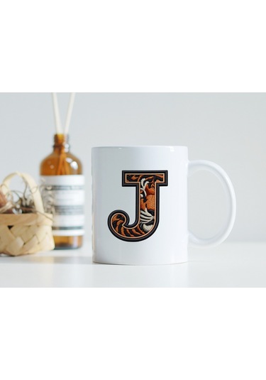 J Harfi Kaplan Figürlü Nakış Desenli Kupa Bardak - Kişiye Özel Vahşi Hayvan Desenli Kupa - Hediye Beyaz