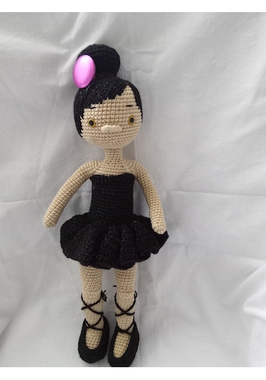 Siyah Amigurumi Bebek
