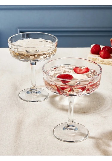 Pasabahce Şampanya Ve Şarap Kadehleri Seti 235 Ml Not: "kadflı Çıtır" Kelimesinin Ekran Yazısı Olarak Kullanılması Ned