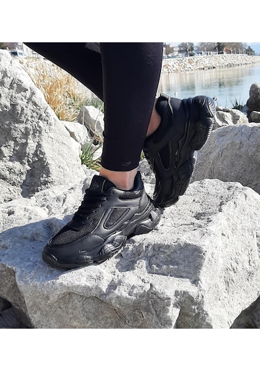 Dunlop 2323 Siyah Renk Fuspetli Kalın Taban Spor Ayakkabı AYKSAYAK-000502