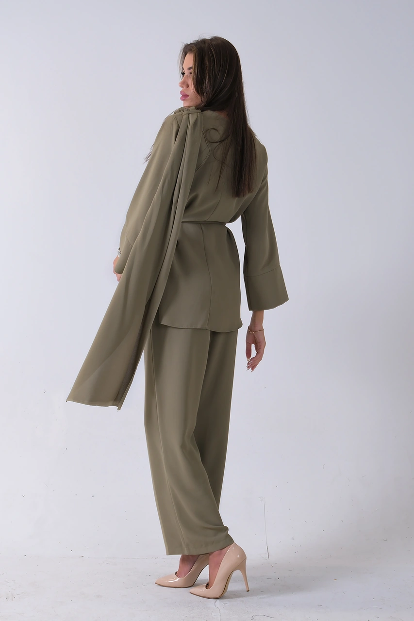 Feminist Haki Şal Yaka Üzeri Broş Detaylı Pantolonlu Takım 4592270.23 Haki