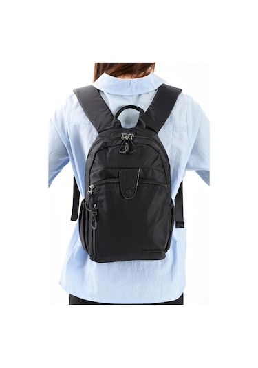 Unisex Sırt Çantası Paraşüt Kumaş Hafif Çok Cepli Yağmur İtici Kumaş 32 22 Cm 571 Collection Siyah