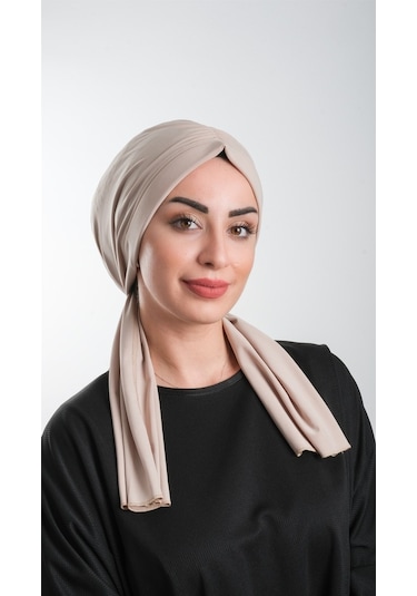 Bej Pratik Hazır Geçmeli Tesettür Bone Kesik Elyaf Sade 2111_12 Bej