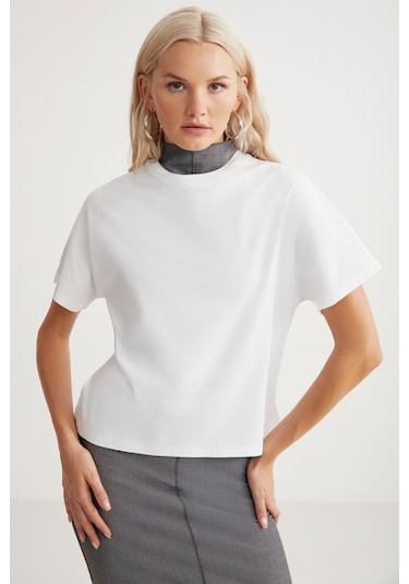 Lottie Kadın Regular Kalıp Bisiklet Yaka %100 Pamuk Kısa Kollu Beyaz T-shirt