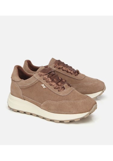 Hotiç Kadın Süet Deri Bej Bağcık Detaylı Yüksek Tabanlı Spor Ayakkabı 01ayh315410a340 01ayh315410a340 Bej Hotiç Kadın Süet Deri Bej Bağcık Detaylı Yüksek Tabanlı Spor Ayakkabı 01ayh315410a340 01ayh315410a340 Bej