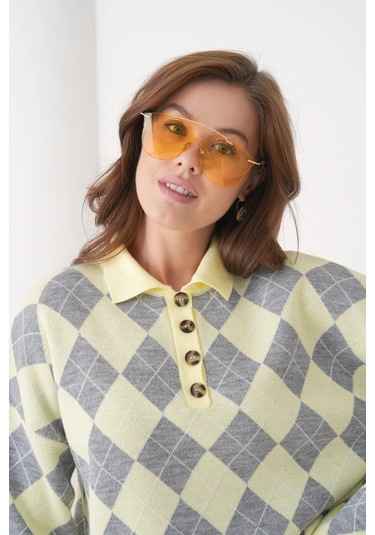 Kadın Polo Yaka Yarım Pat Düğme Detay Desenli Oversize Triko Kazak Açık Sarı