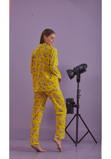 Kadın Mevsimlik Pamuklu Penye Pijama Takımı Önden Düğmeli Sarı
