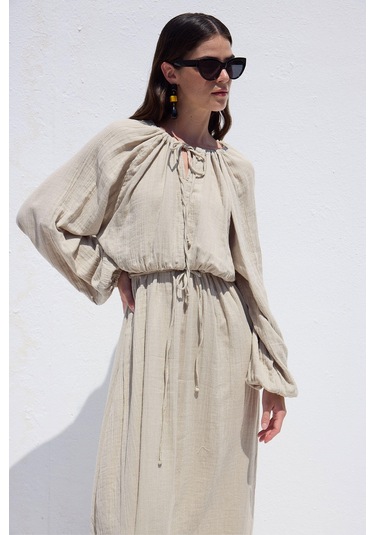 Manuka Bağlama Detaylı Muslin Elbise Kum Kum Rengi