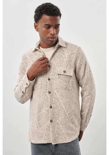 Bej Uzun Kol Kendinden Desenli Gabardin Sert Yaka Kapaklı Cep Pamuklu Classic Comfort Fit Gömlek 1004245167 Bej