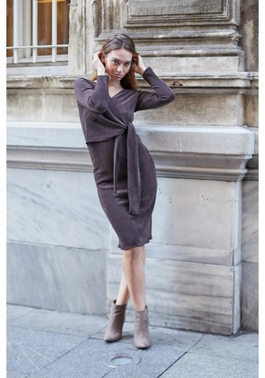 Kadın Hafif Likralı Triko Kruvaze Anvelop Bağcıklı Uzun Kol Diz Altı Uzun Elbise-kahve Kahve