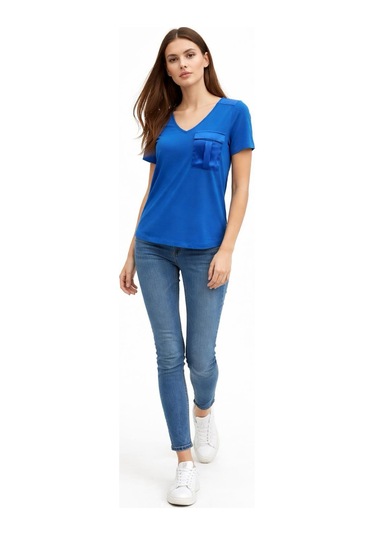 Mavi Saten Cepli Kadın T-shirt Renkli