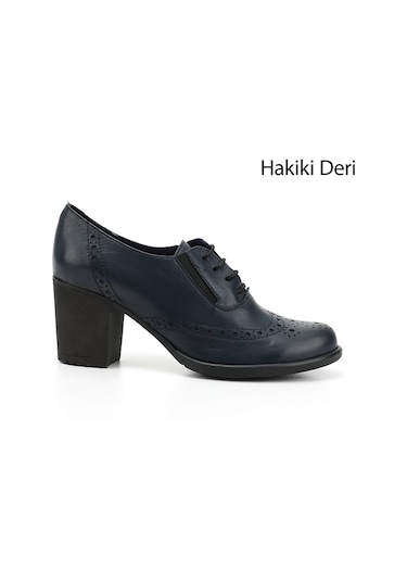 Gönderi R Kadın Lacivert Antik Bağcıklı Orta Kalın Topuklu Hakiki Deri Oxford Ayakkabı Gdza13424040 Lacivert