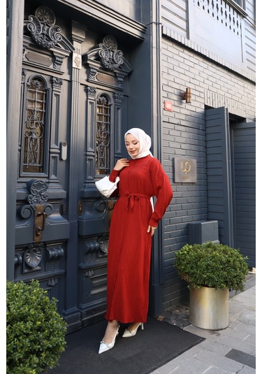 Kadın Kremit Boydan Düğmeli Yarasa Kol Kuşaklı Lara Keten Uzun Tesettür Elbise Kremit Kiremit