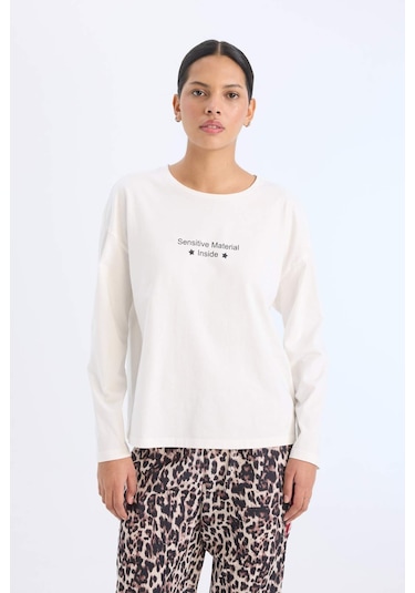 DeFacto Pijama Takımı Regular Fit Uzun Kollu Baskılı Üst Leopar Desenli Uzun Alt-Fall in Love E2352AX24WNBK81 DeFacto Pijama Takımı Regular Fit Uzun Kollu Baskılı Üst Leopar Desenli Uzun Alt-Fall in Love E2352AX24WNBK81